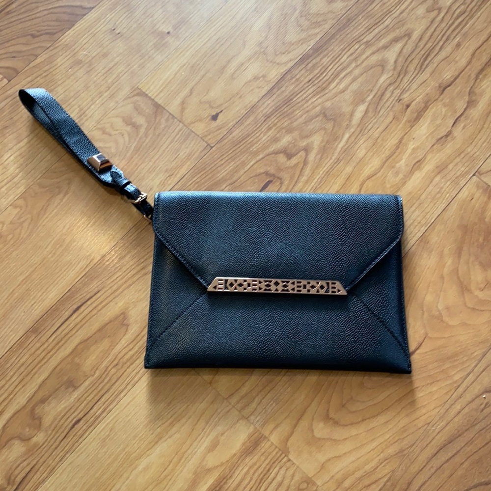 EUC Stella And Dot envelop Wristlet/clutch